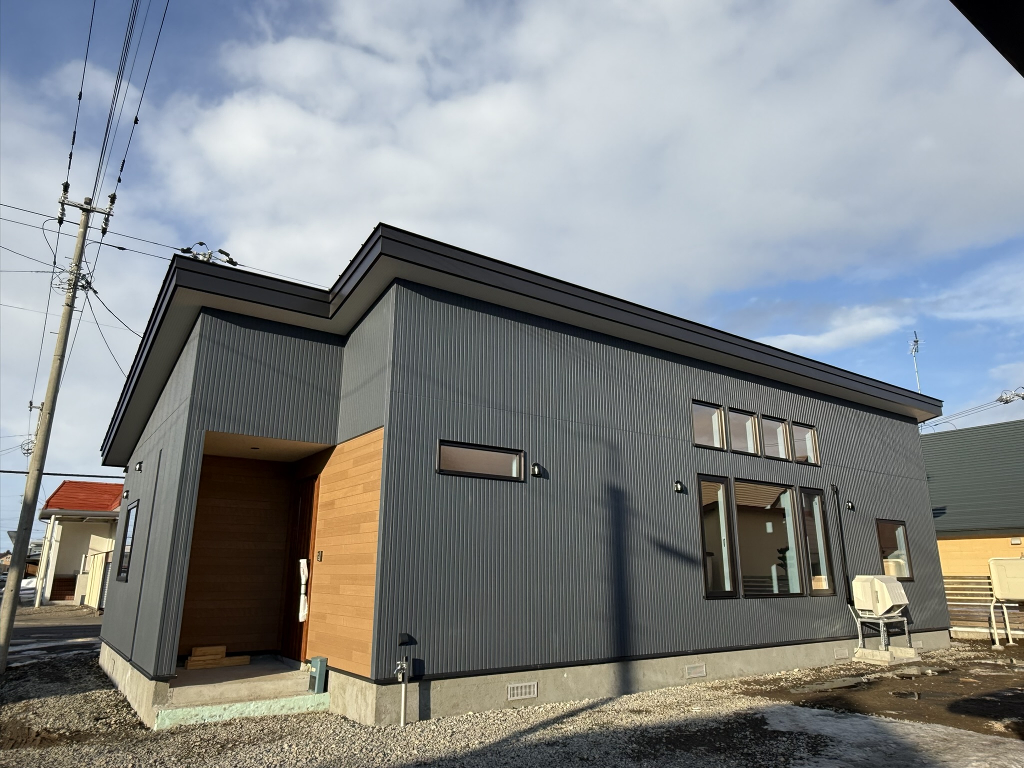 Y邸が完成しました。